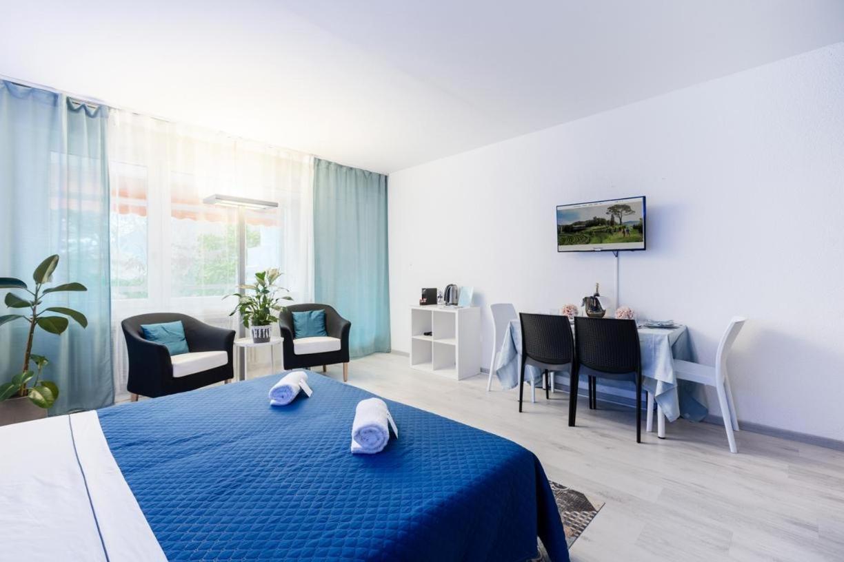 Lake Apartment 4 Биссоне Экстерьер фото